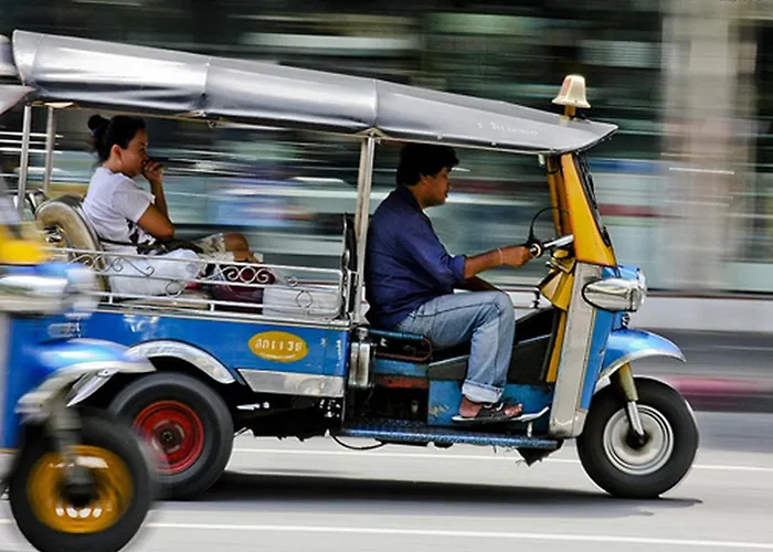 8 Sukhumvit Soi 8 旅馆 曼谷