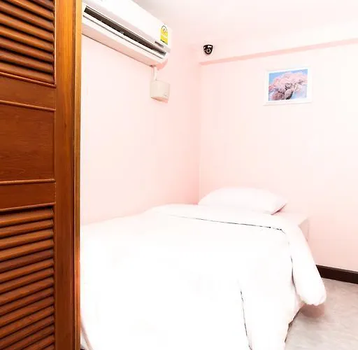 8 Sukhumvit Soi 8