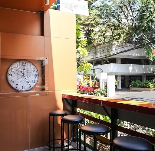 8 Sukhumvit Soi 8